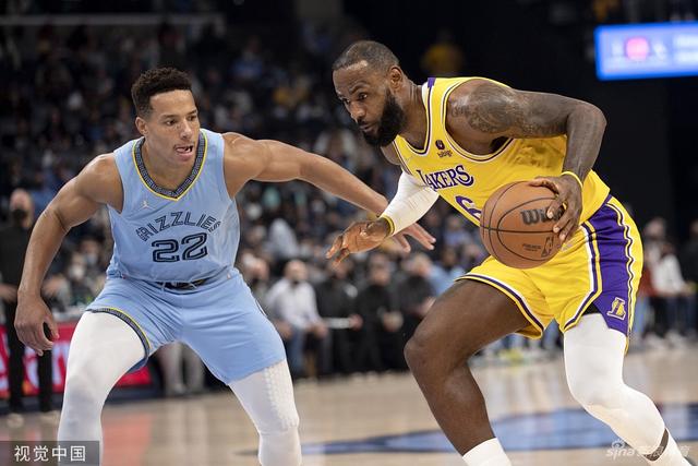 杨瀚森18+11+4帽青岛不敌浙江 新疆大胜上海